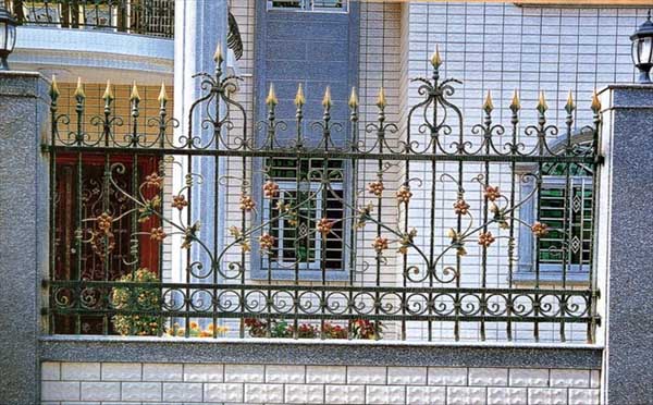 ����Χ��