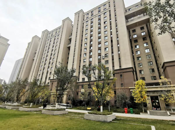 ��³ľ���������к����ø�С����ǽ���� ¥��̤��